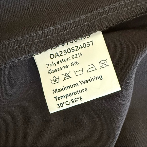 Commense Black Sleeveless V Neck Belted Midi Dress Small NWT - Picture 8 of 9